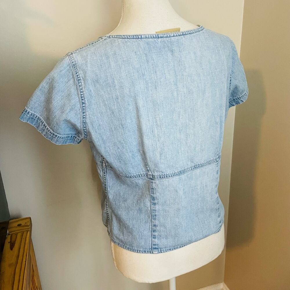 Liz Claiborne Vintage Chambray Shirt - Picture 3 of 4